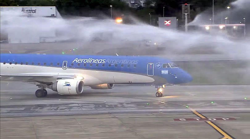 Reabrió el Aeroparque Jorge Newbery con el arribo de un vuelo procedente de Córdoba