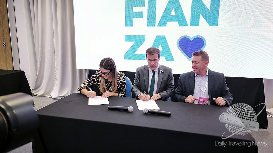 -FAEVYT y Ro Negro firman convenio para fortalecer el registro de agencias de viajes-