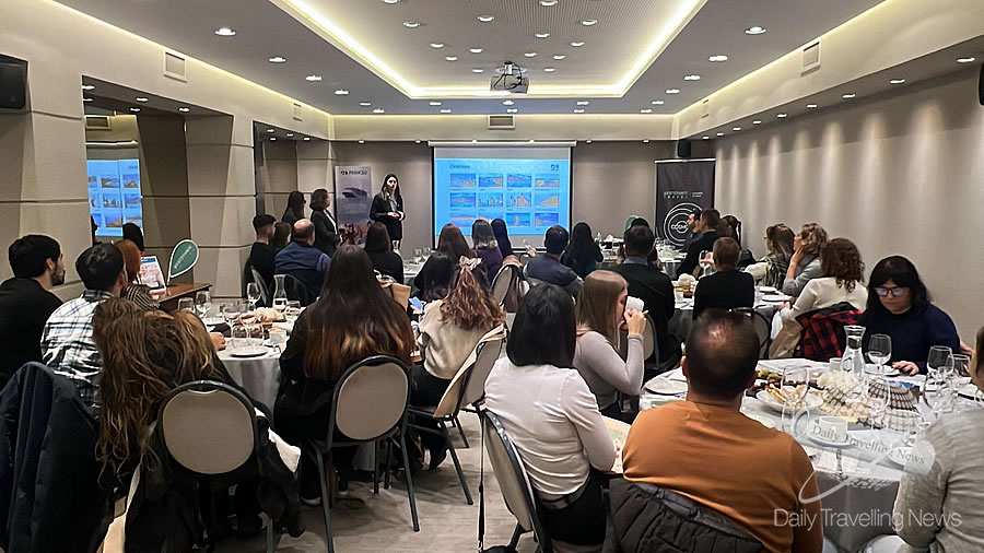 -Destefanis Travel capacit sobre la temporada de cruceros 2025/2026 hacia la Antrtida y la Patagoni-