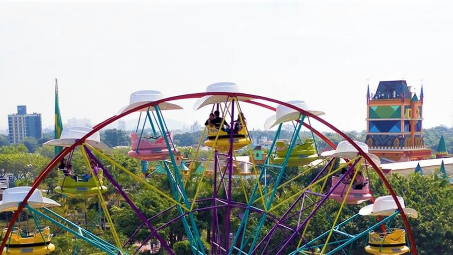 -En Beto Carrero World,  �Por qu� la rueda gigante es la atracci�n m�s rom�ntica del parque?-