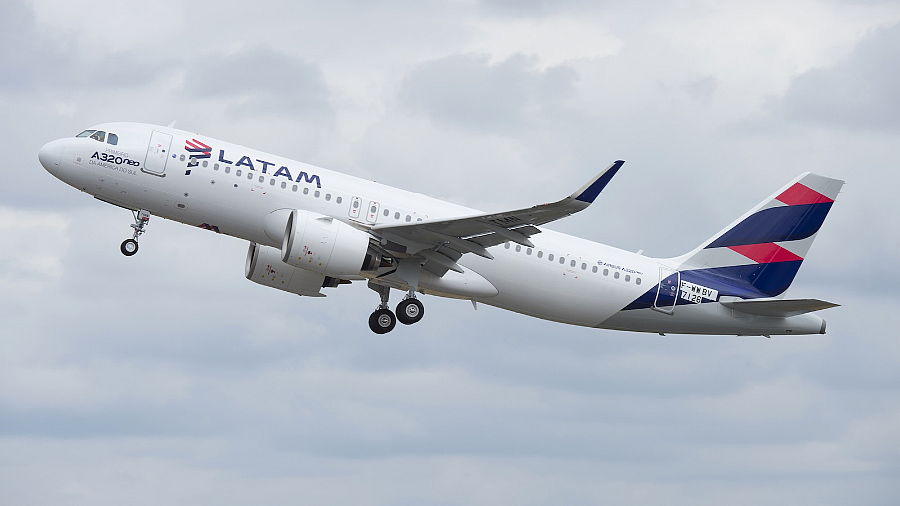 -LATAM Airlines Group anuncia ruta directa Santiago - Caracas-