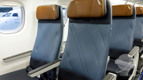 Embraer entrega el primer E175 con nuevos asientos RECARO a American Airlines