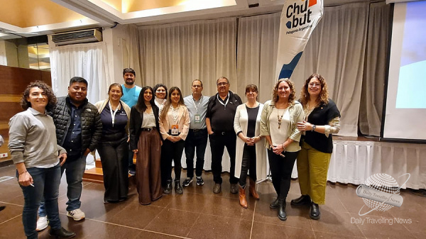 Chubut present su oferta en Buenos Aires a operadores y agentes de viajes
