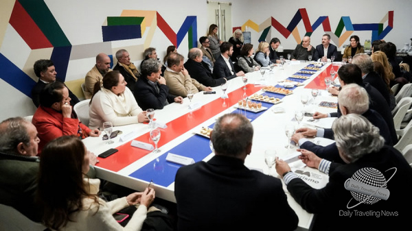 Directivos de AVIABUE se reunieron en Madrid con sus pares de FETAVE y FEMAV